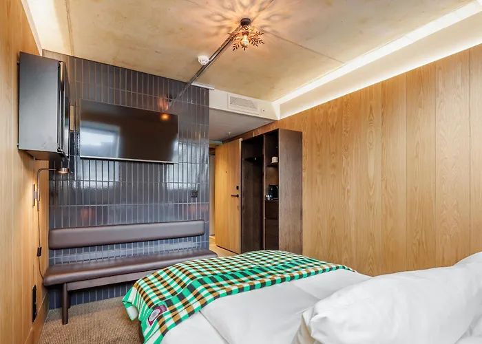 Skostredet & Hotel 5*