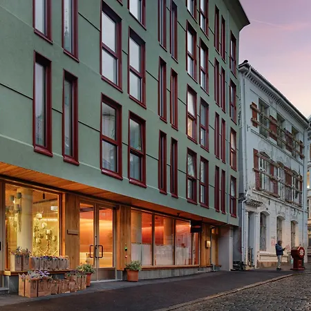 ホテル Skostredet & 5*